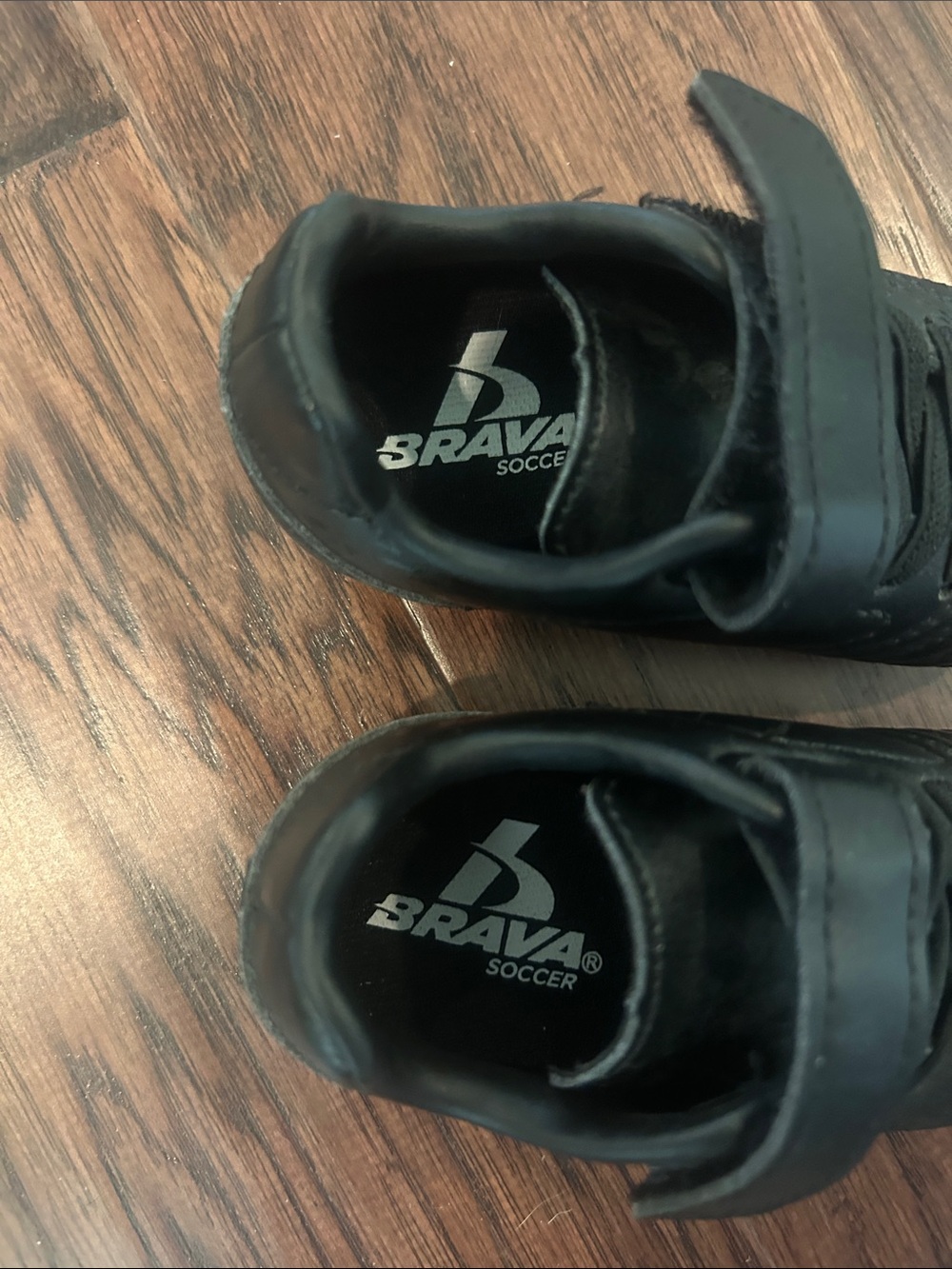 Brava Black Soccer Cleats Toddler 6D - Picture 2 of 4